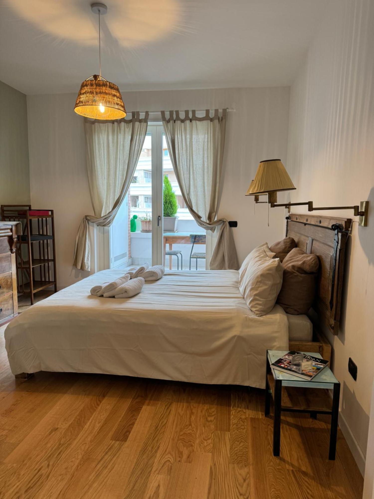 Appartamento Friends&Family Apartament Roma Esterno foto